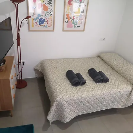 Estudios En El Centro Historico קוניל דה לה פרונטרה