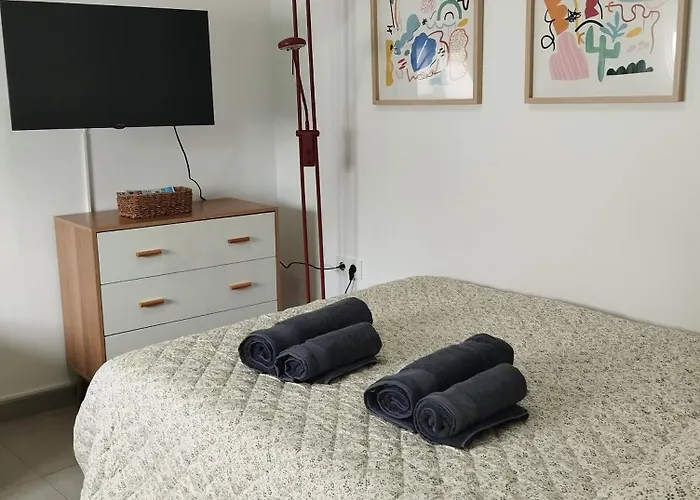 Estudios En El Centro Historico コニル・デ・ラ・フロンテラ